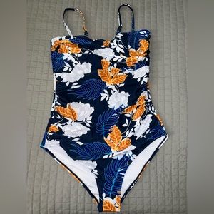 Smismivo Tummy Control Swimwear -NEW never been worn